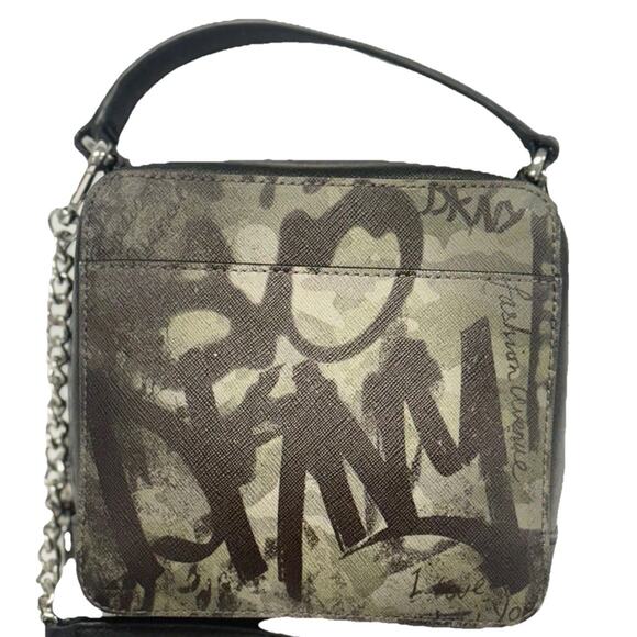 DKNY Graffiti Crossbody Green Black Logo Square Sm Camera Bag Chain Strap Street - Picture 5 of 10